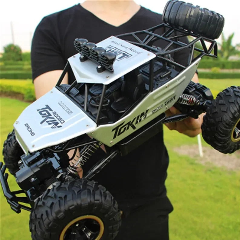 Monster truck télécommandé RC 4x4 tout-terrain avec pneus en caoutchouc pour enfants et adultes | Sulvida