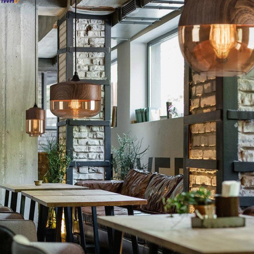 Suspension scandinave avec abat-jour en verre et structure effet bois – Éclairage dimmable pour salle à manger, salon, chambre – Hauteur réglable et diffusion de lumière chaude – Design intemporel | Sulvida