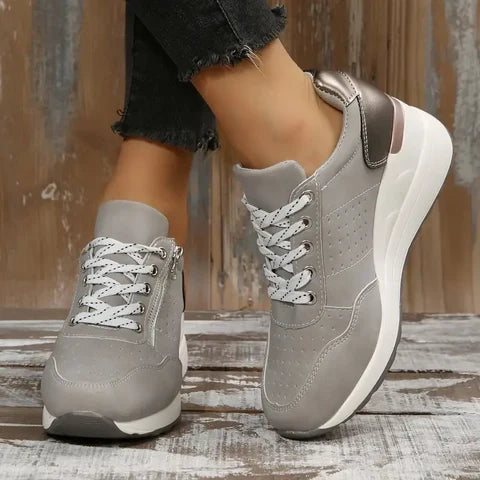 Chaussures de randonnée orthopédiques pour femmes Isabella, avec confort et maintien renforcé pour un usage quotidien et la marche, disponibles du 35 au 42 | Sulvida