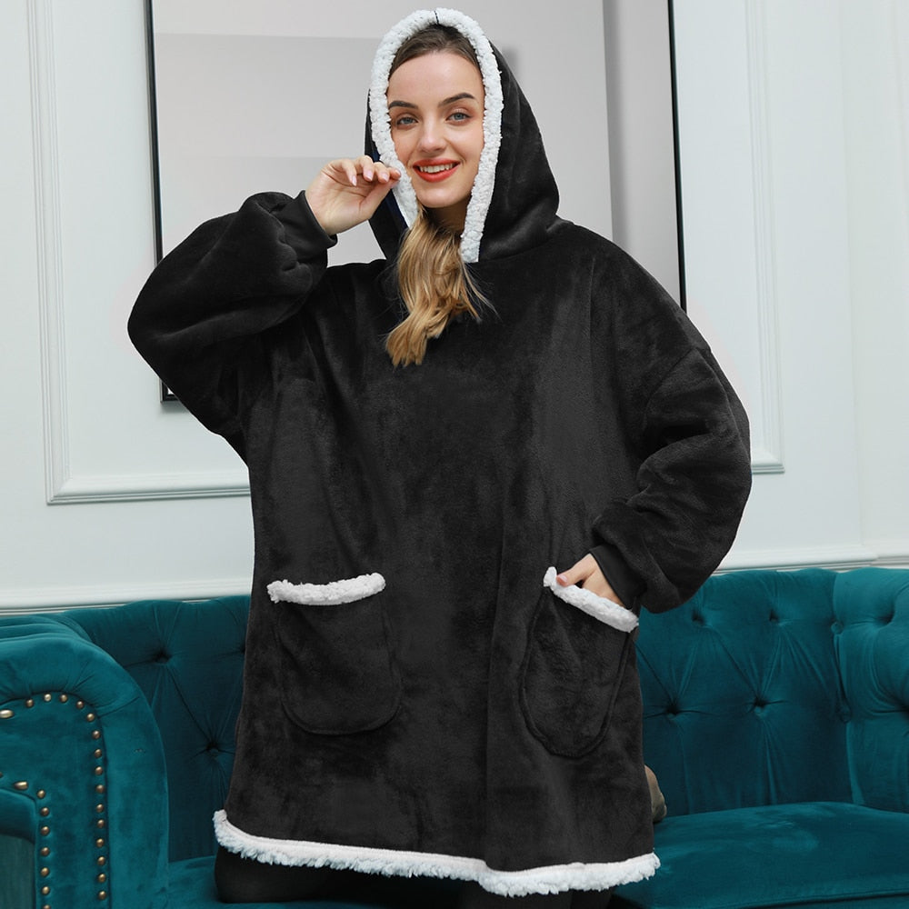 Couverture à capuche chaude type hoodie – Vêtement d’intérieur doux en polaire avec capuche et poches pour un confort ultime à la maison | Sulvida