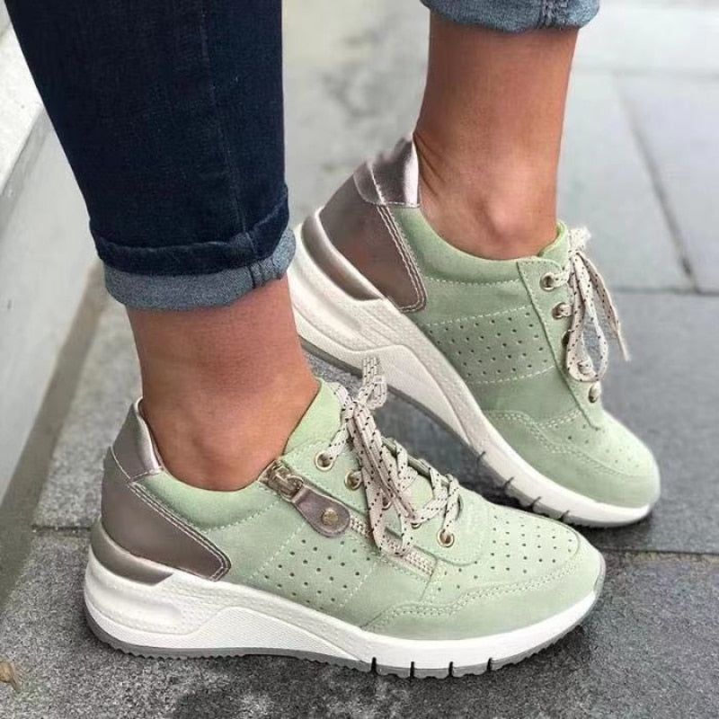 Chaussures de randonnée orthopédiques pour femmes Isabella, avec confort et maintien renforcé pour un usage quotidien et la marche, disponibles du 35 au 42 | Sulvida