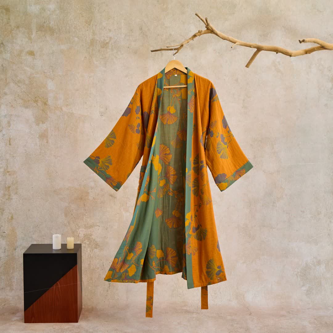 Kimono en coton avec grand motif de feuilles de ginkgo – Robe de chambre en gaze double couche pour femmes et hommes, vêtement d’intérieur en tissu éponge | Sulvida