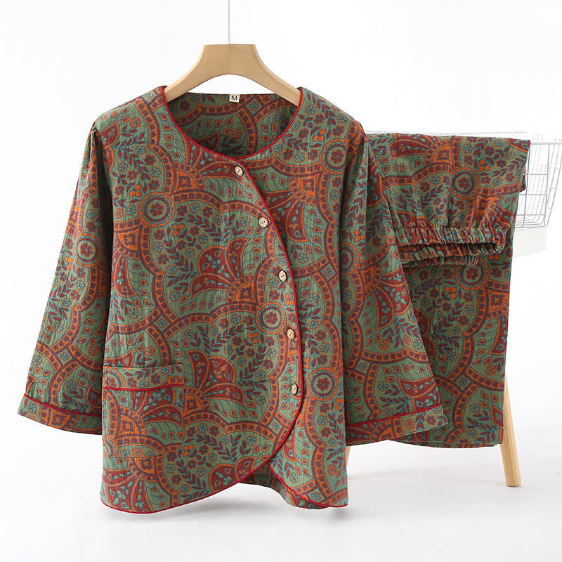 Ensemble de vêtements d’intérieur vintage en jacquard avec col rond et boutons – Vêtements d’intérieur doux en coton pour femmes et hommes, pyjama confortable pour la maison | Sulvida