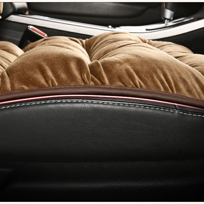 Coussin de siège auto avec rembourrage en peluche courte – Revêtement de siège doux pour conduite confortable | Sulvida