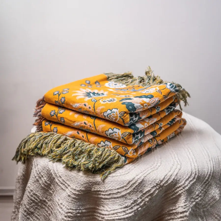 Plaid vintage à motif floral – Couverture tissée luxueuse pour canapé et lit – Plaid à franges – Décoration intérieure de style bohème et chaleur | Sulvida