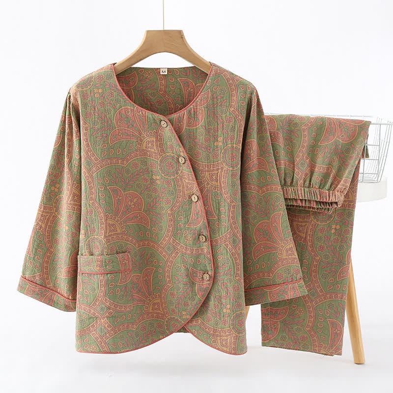 Ensemble de vêtements d’intérieur vintage en jacquard avec col rond et boutons – Vêtements d’intérieur doux en coton pour femmes et hommes, pyjama confortable pour la maison | Sulvida