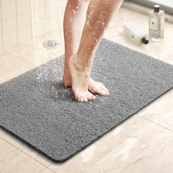 Tapis de salle de bains antidérapant avec structure de drainage à séchage rapide – Tapis de douche hygiénique pour plus de sécurité et de confort, disponible en beige, gris et blanc | Sulvida