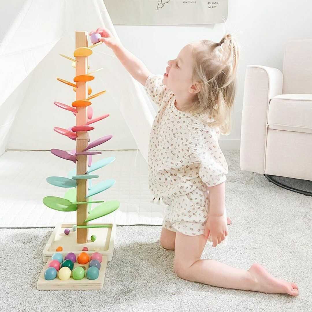 Circuit de billes en bois arc-en-ciel avec sons, 71cm – jouet éducatif Montessori pour enfants avec expériences de couleurs et de sons | Sulvida