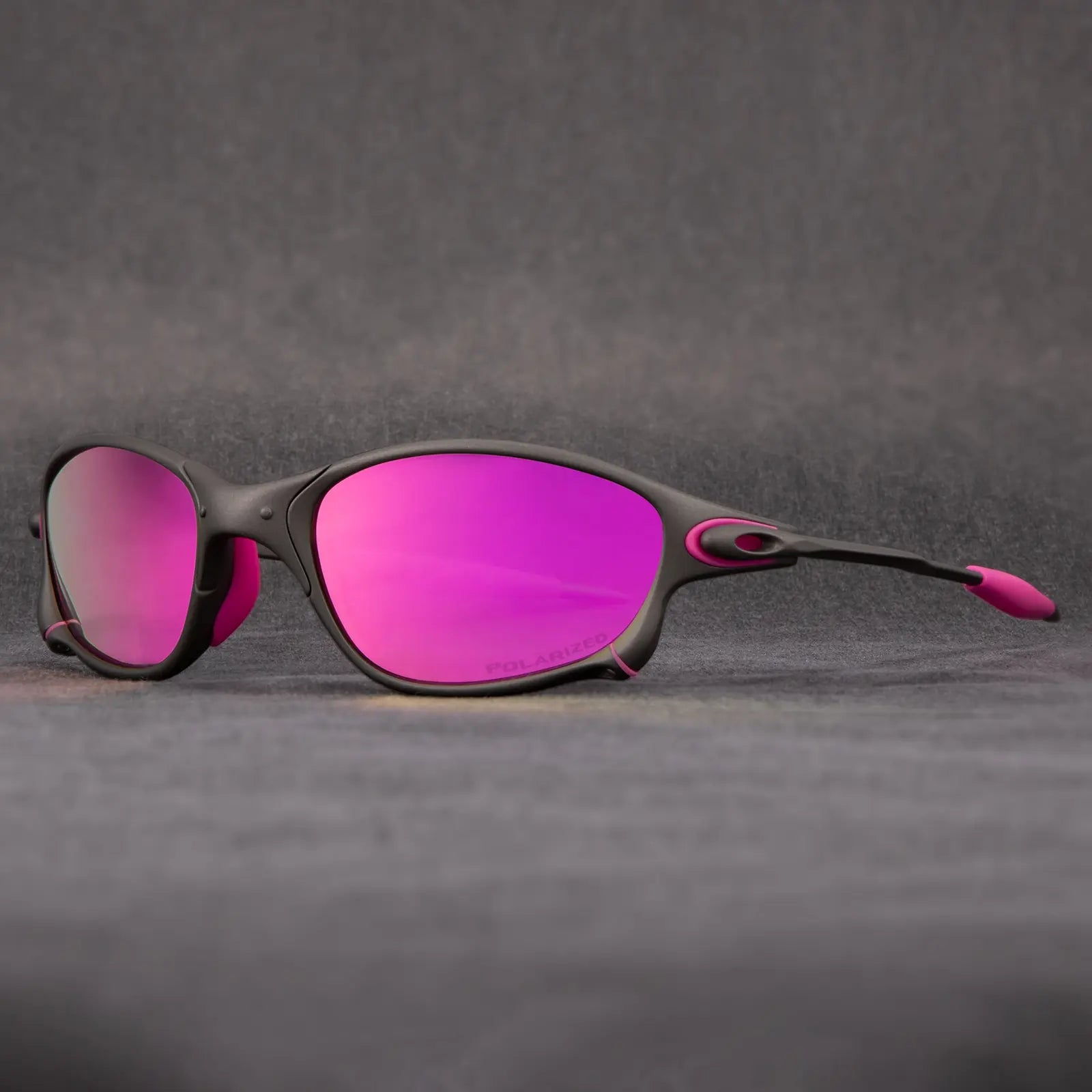 Lunettes de soleil sportives polarisées avec monture métallique et verres miroirs rouges pour le cyclisme, la conduite et les activités de plein air | Sulvida