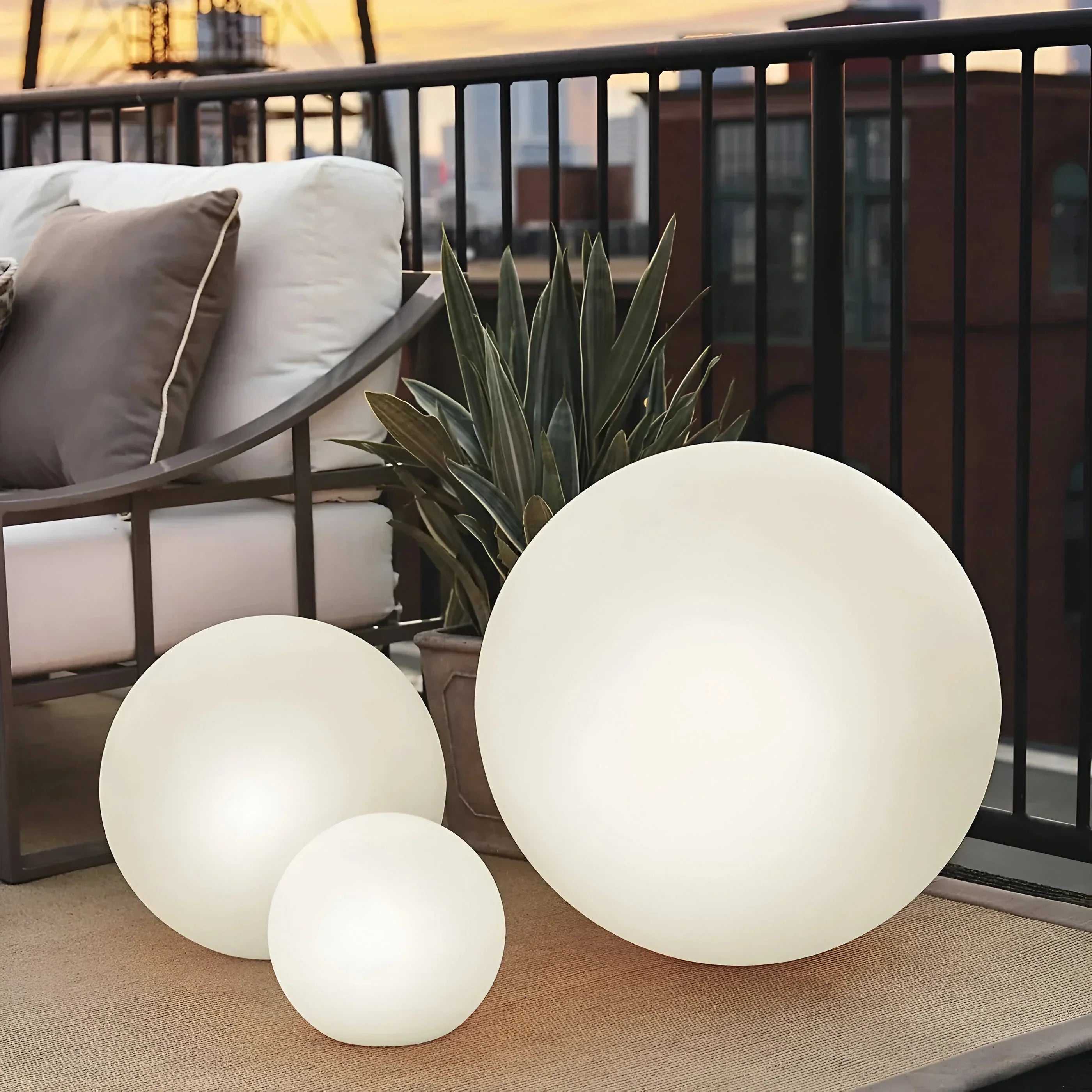 Weerbestendige Tuinbol Lamp – Draadloze LED Tuinverlichting voor Buiten en Binnen | Sulvida