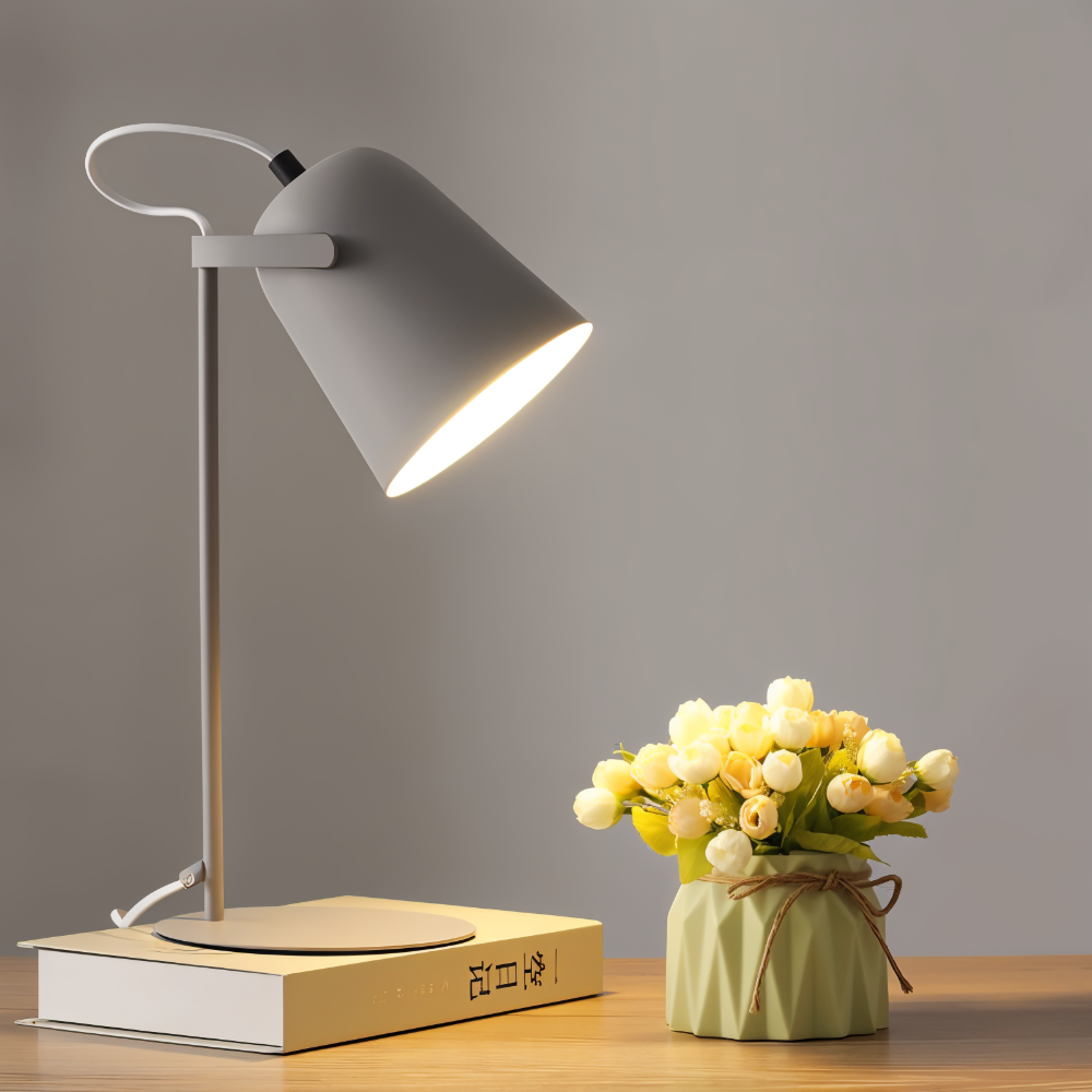 Lampe de table rotative avec abat-jour réglable – Design aux couleurs macaron et lumière douce pour les yeux, idéale pour lire et étudier | Sulvida
