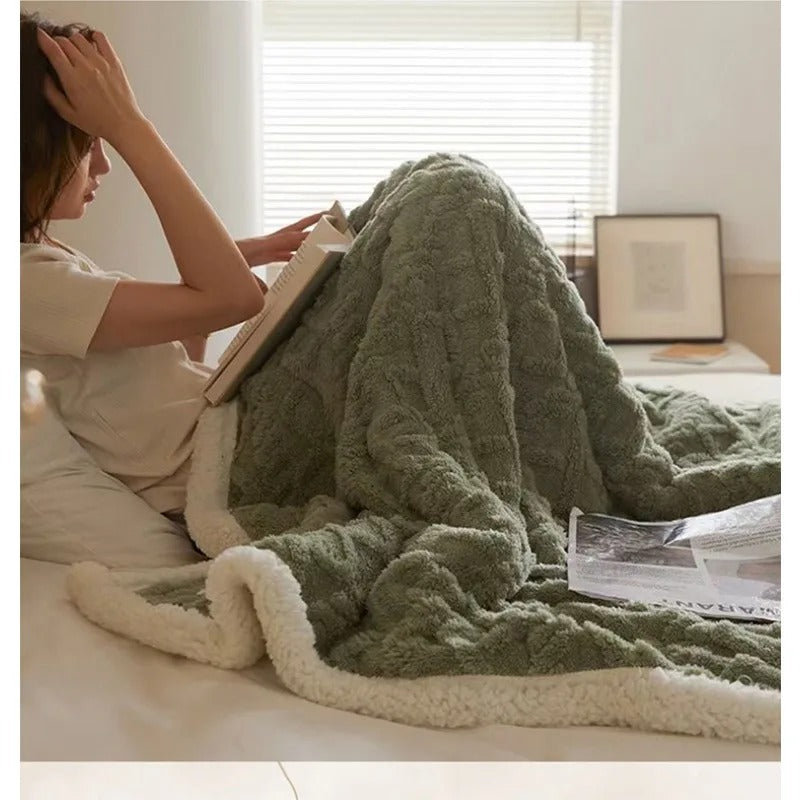 Luxueuse couverture d’hiver épaisse en laine d’agneau 70x100-200x230 cm, plaid en polaire WarmWool, couverture thermique extra douce pour lit double ou simple | Sulvida