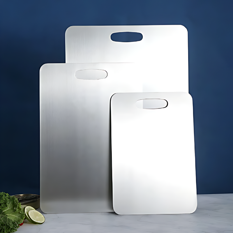 Planche à découper professionnelle en acier inoxydable – plan de travail de cuisine hygiénique et durable pour la préparation, support pratique pour couteaux de cuisine, idéale pour la viande, les légumes et le pain, petite, moyenne ou grande | Sulvida